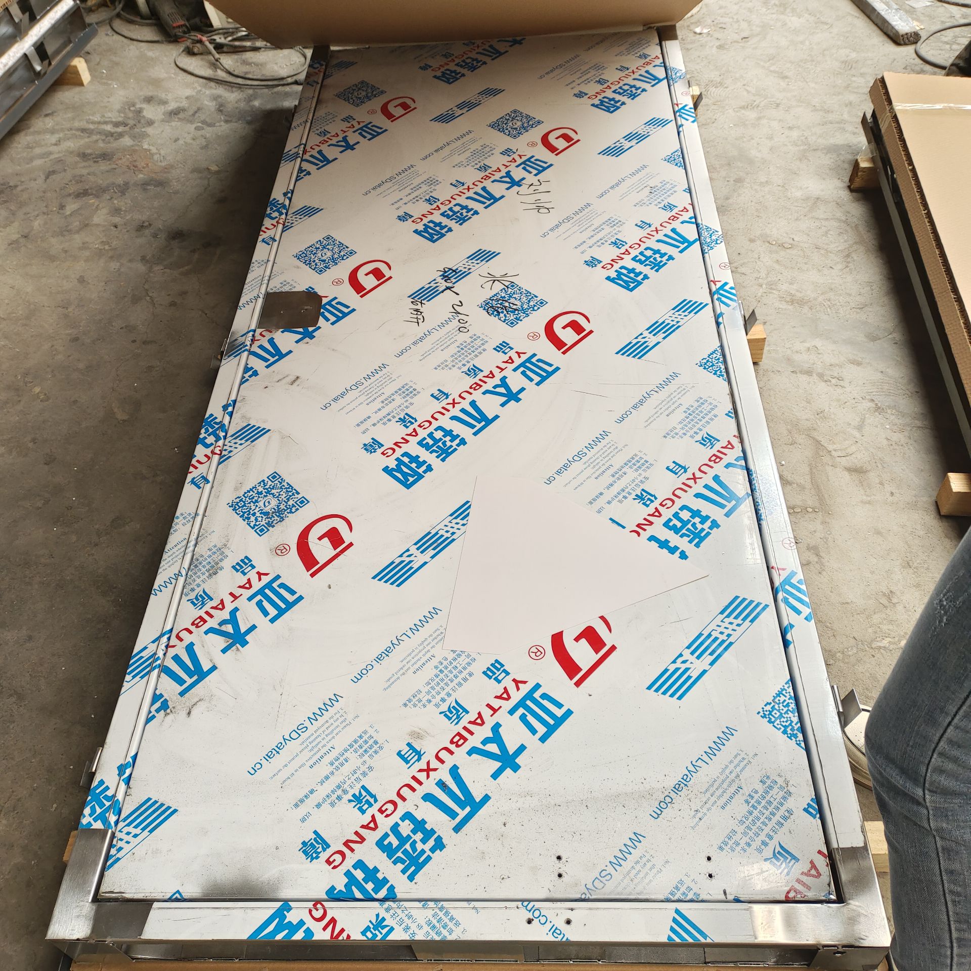 合肥为何医院放射科都爱用这款铅门？